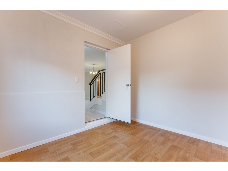 77A Gibson Street, Beaconsfield WA 6162