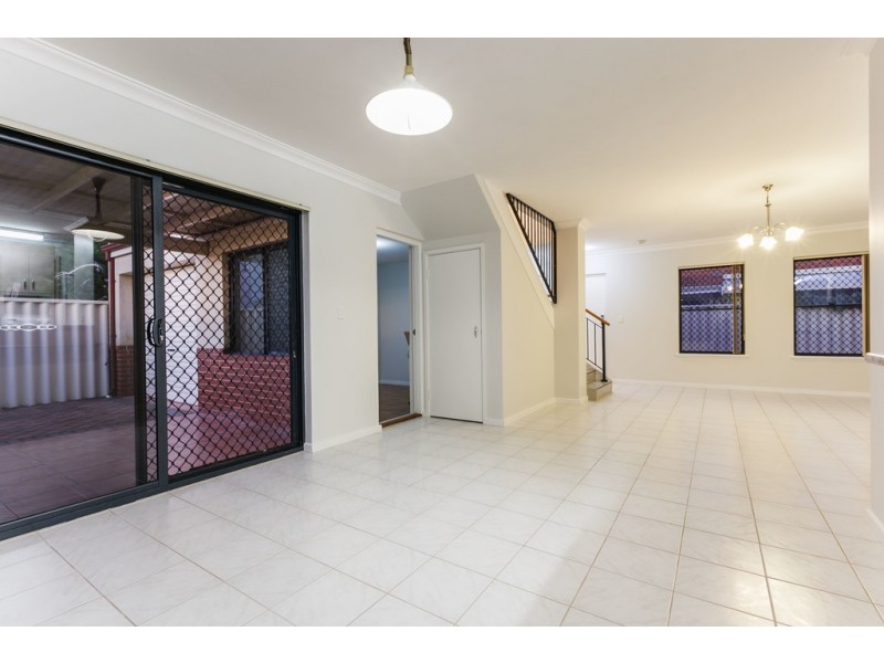 77A Gibson Street, Beaconsfield WA 6162