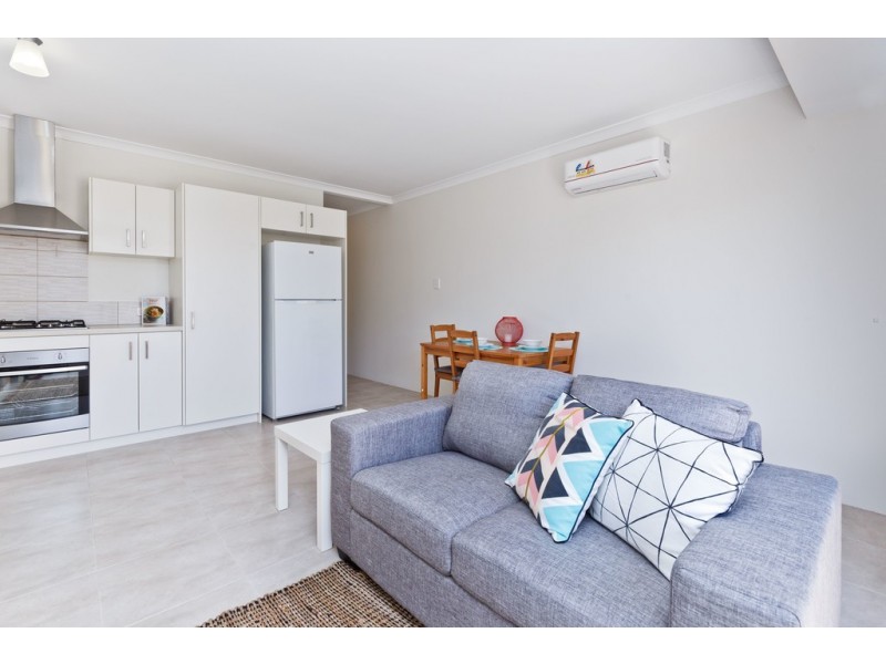 13 Scales Way, Spearwood WA 6163