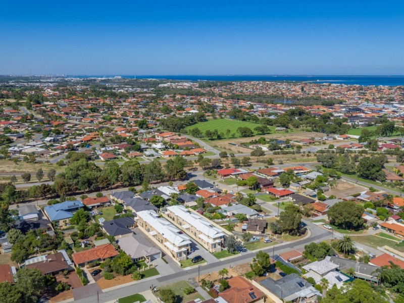 13 Scales Way, Spearwood WA 6163