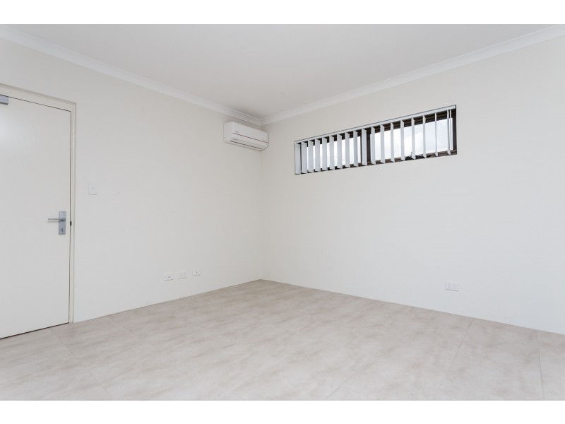 11 Scales Way, Spearwood WA 6163