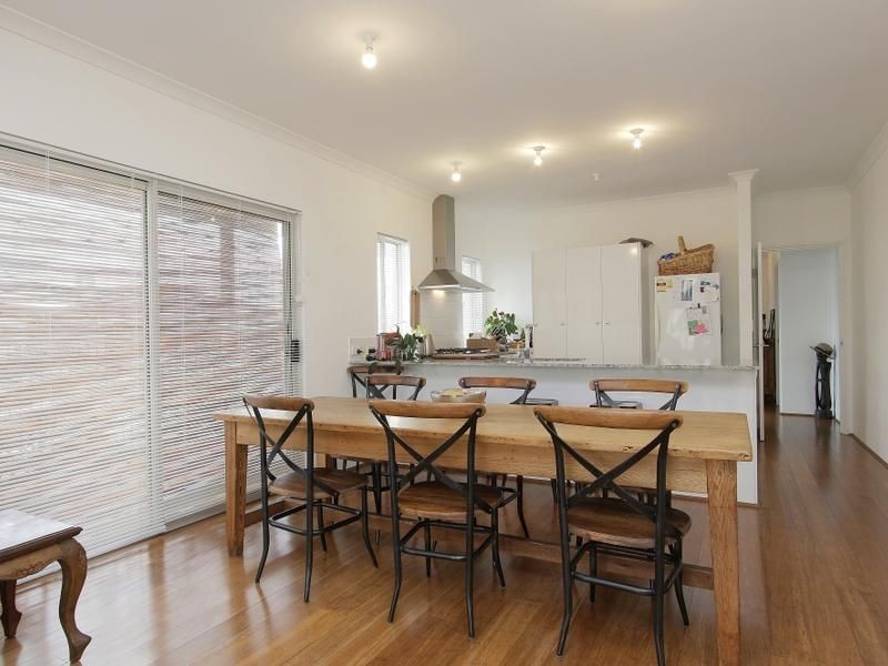 93 Entrance Road, Spearwood WA 6163