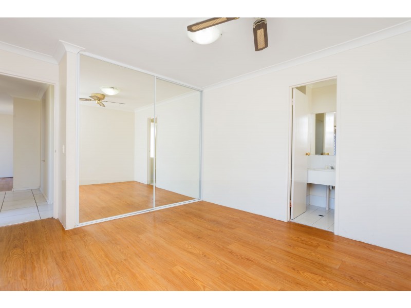 92 Elderberry Drive, South Lake WA 6164