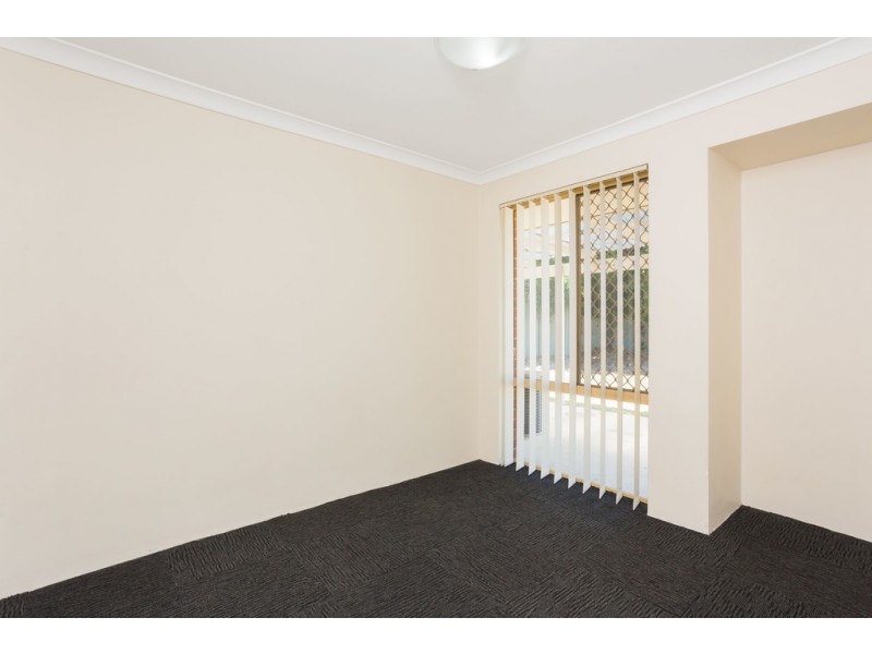 92 Elderberry Drive, South Lake WA 6164