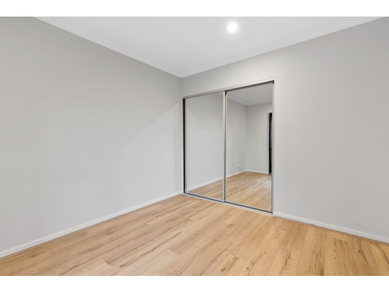 86 Entrance Road, Spearwood WA 6163