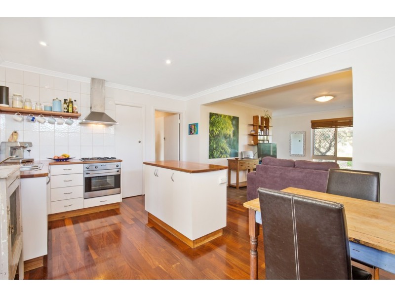 19 Lorraine Place, Hamilton Hill WA 6163