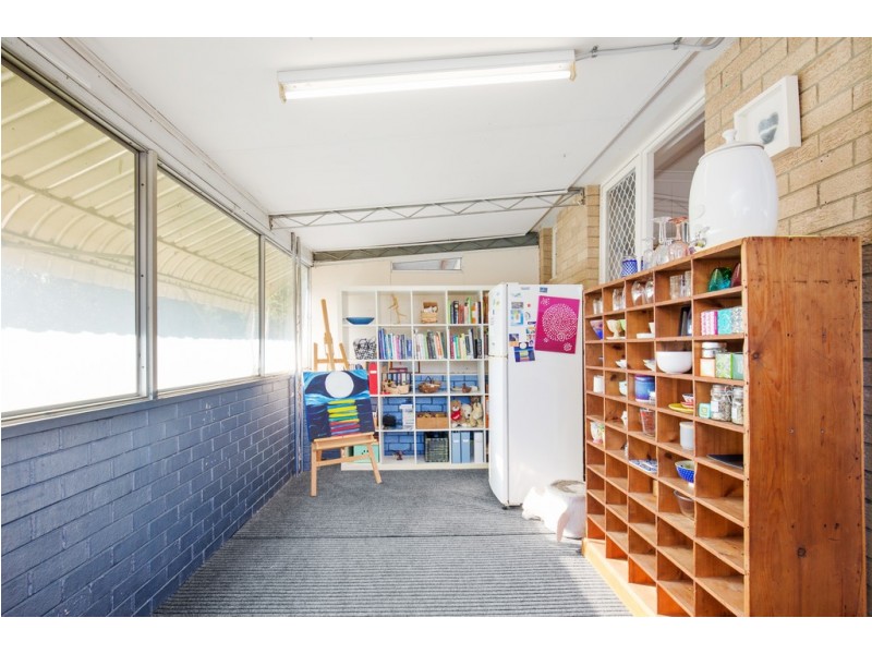 19 Lorraine Place, Hamilton Hill WA 6163