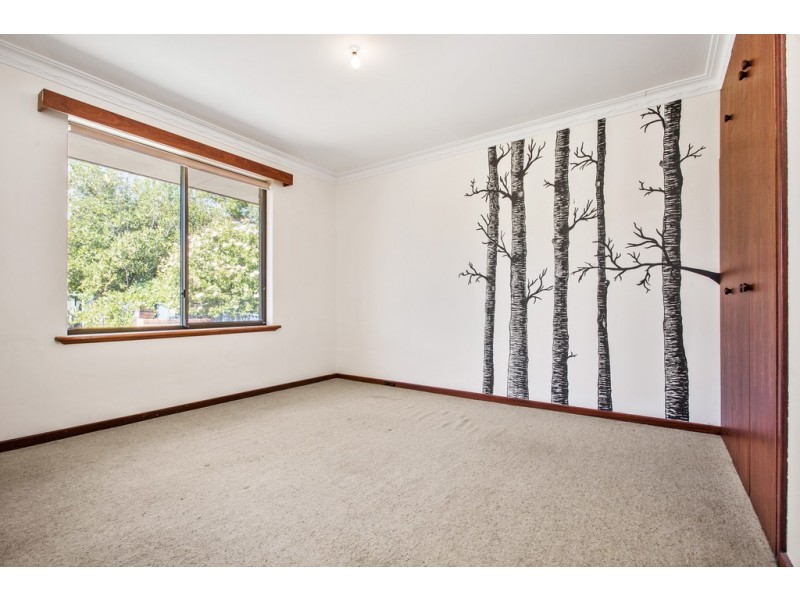 32 Skeahan Street, Spearwood WA 6163