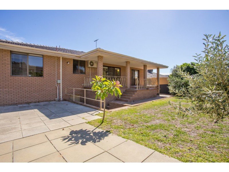 32 Skeahan Street, Spearwood WA 6163