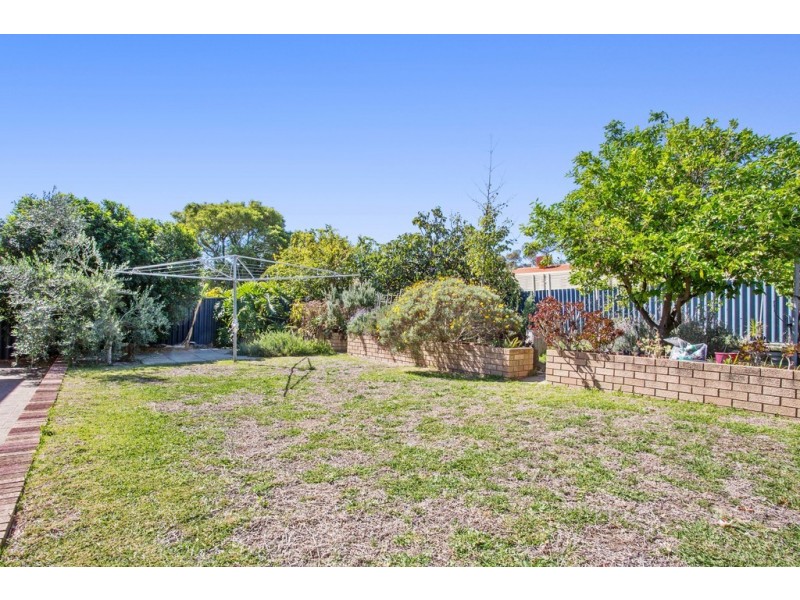 32 Skeahan Street, Spearwood WA 6163