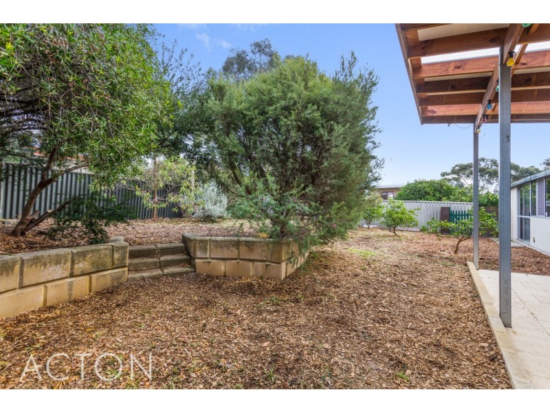 3 Hereford Place, Spearwood WA 6163