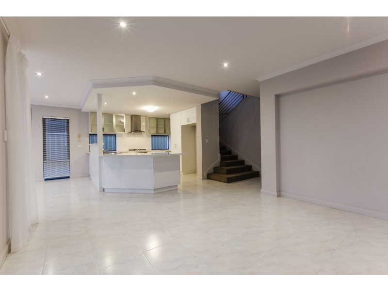 17 Shrike Lane, Beeliar WA 6164