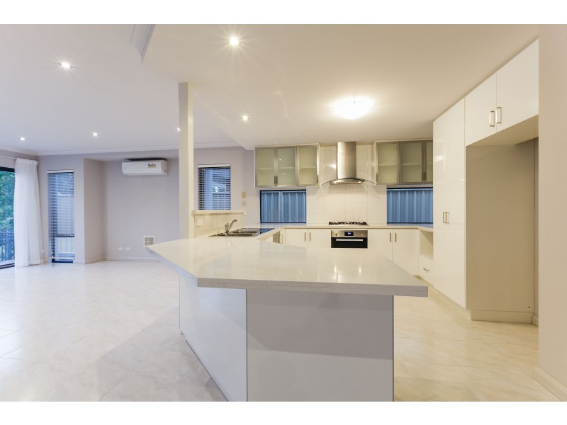 17 Shrike Lane, Beeliar WA 6164