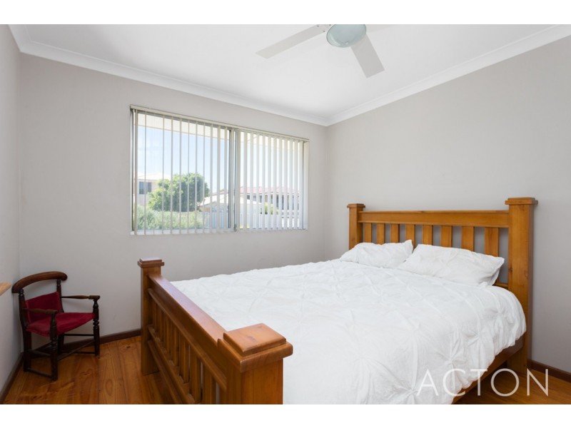 35 Fairbairn Road, Coogee WA 6166