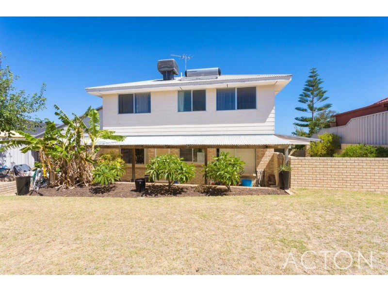 35 Fairbairn Road, Coogee WA 6166