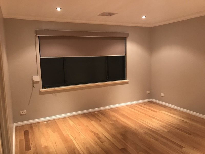 20 Riverina Parade, Munster WA 6166