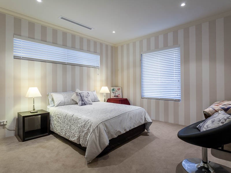 20 Orsino Boulevard, North Coogee WA 6163