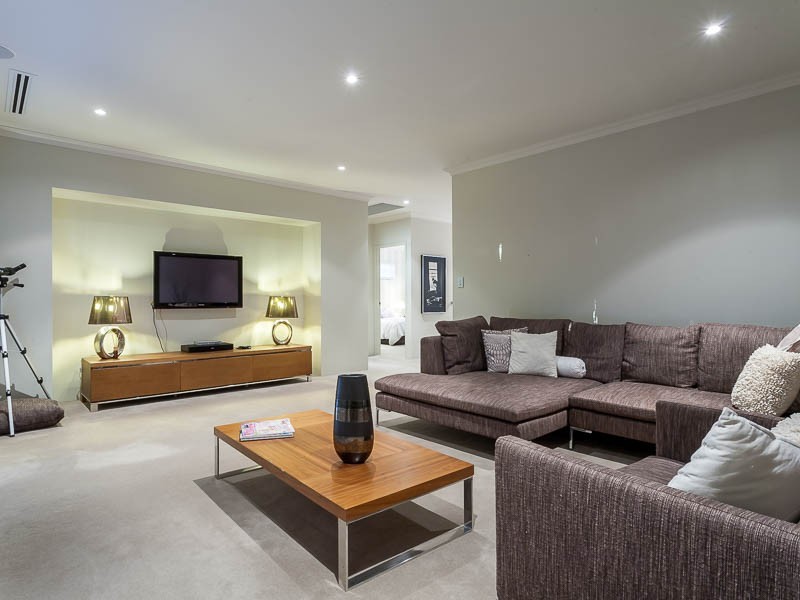 20 Orsino Boulevard, North Coogee WA 6163