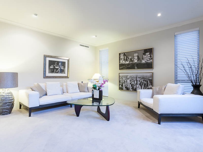 20 Orsino Boulevard, North Coogee WA 6163