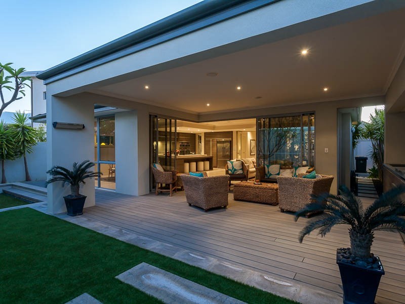 20 Orsino Boulevard, North Coogee WA 6163