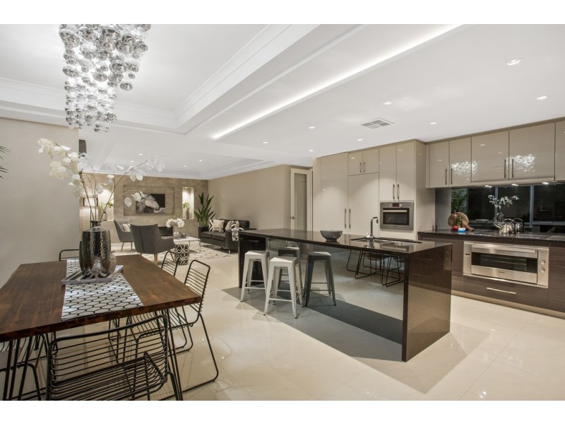 6 Hydaspe Vista, North Coogee WA 6163