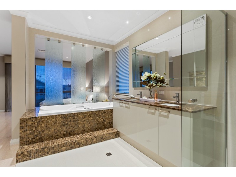 6 Hydaspe Vista, North Coogee WA 6163