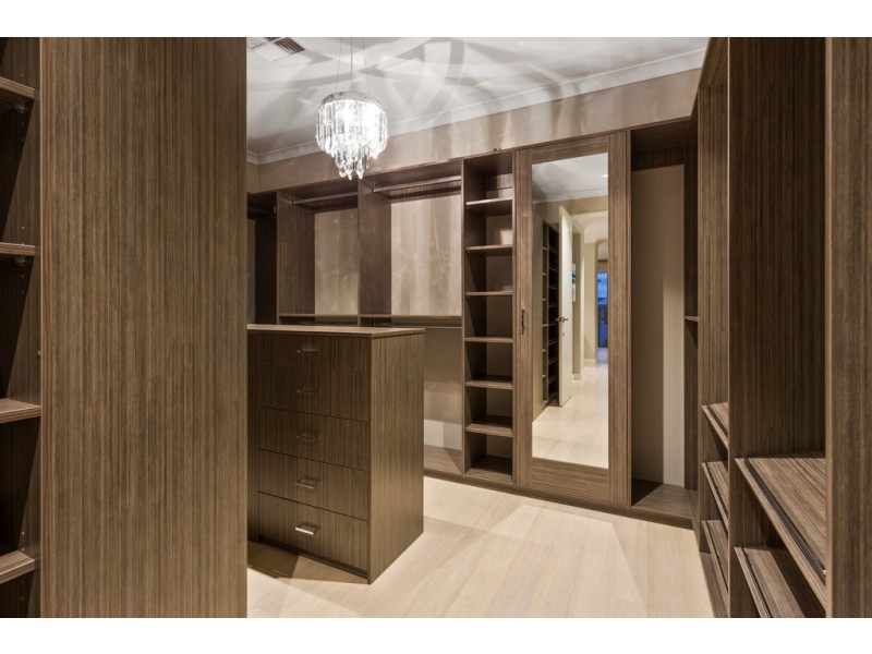 6 Hydaspe Vista, North Coogee WA 6163