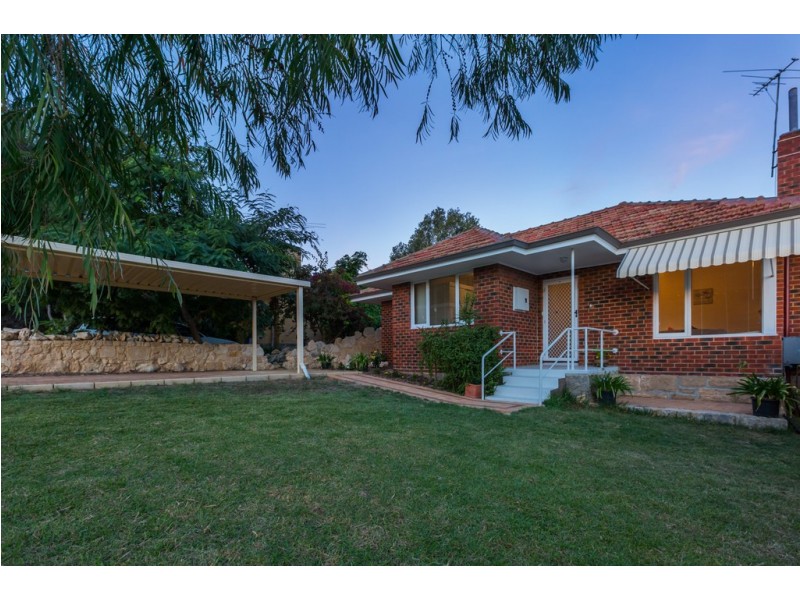 22 Bitton Street, Hamilton Hill WA 6163