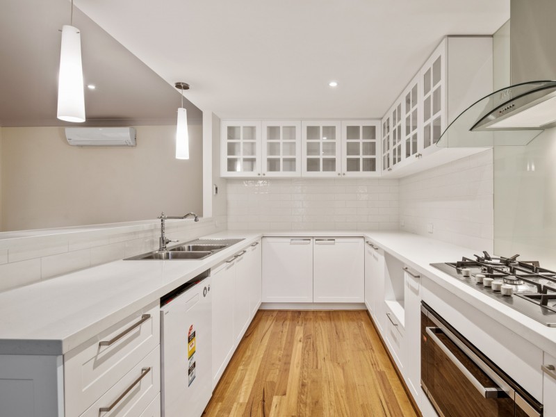 44 Lullworth Terrace, North Coogee WA 6163