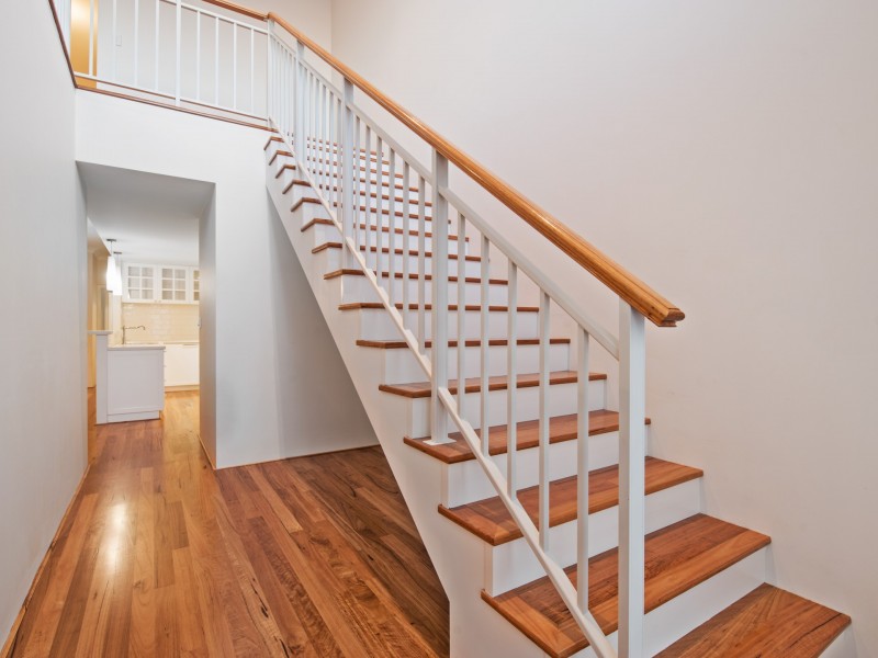 44 Lullworth Terrace, North Coogee WA 6163