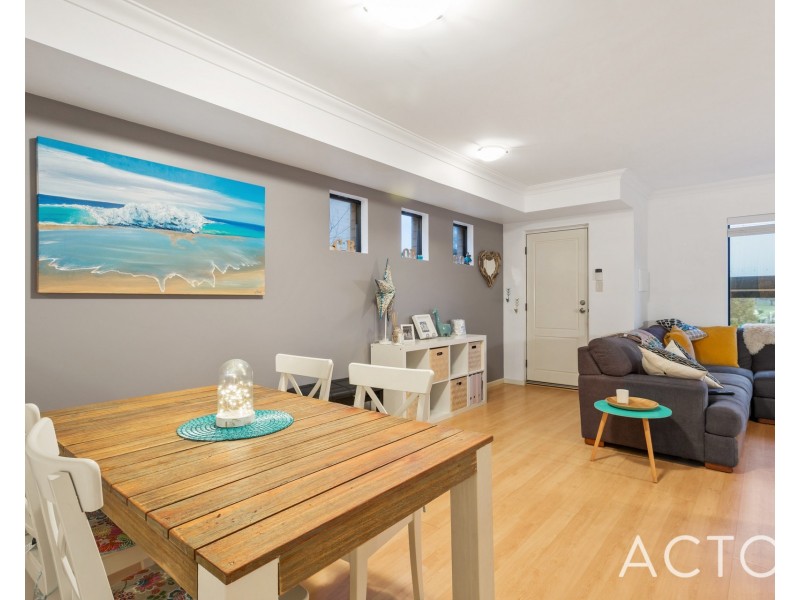 6/250 Healy Road, Hamilton Hill WA 6163