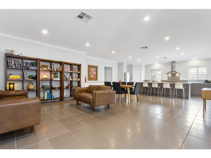 45D Stratton Street, Hamilton Hill WA 6163