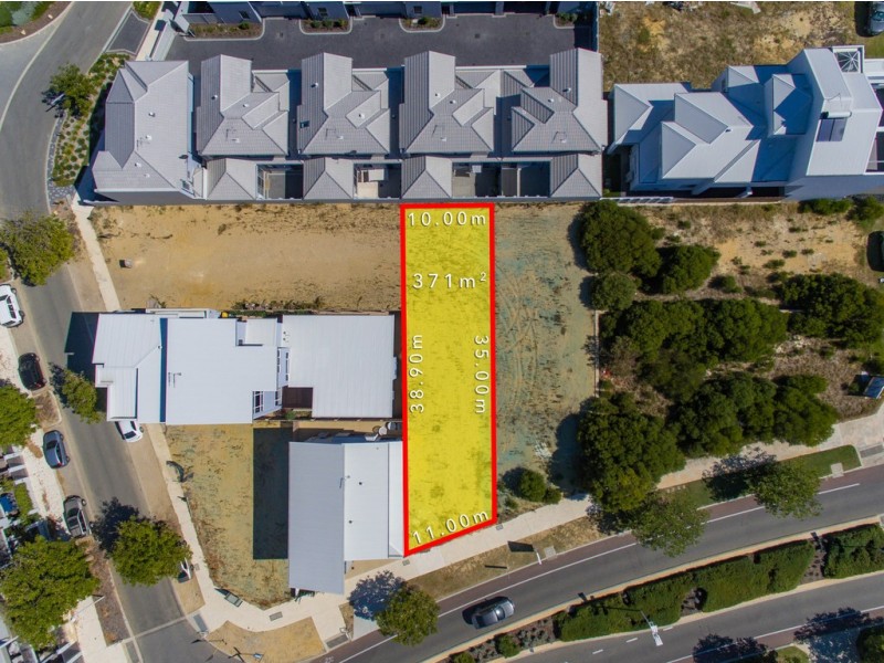 13 Orsino Boulevard, North Coogee WA 6163