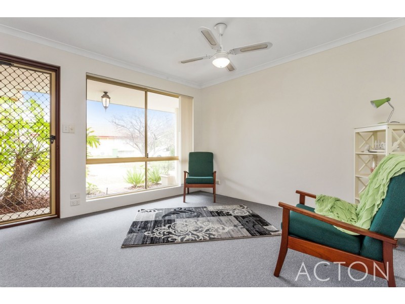 17 Citrus Loop, South Lake WA 6164