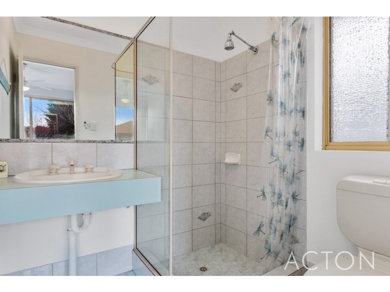 17 Citrus Loop, South Lake WA 6164