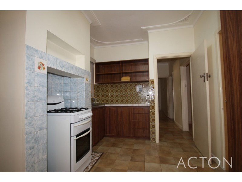 113 Rockingham Road, Hamilton Hill WA 6163