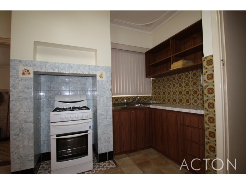 113 Rockingham Road, Hamilton Hill WA 6163