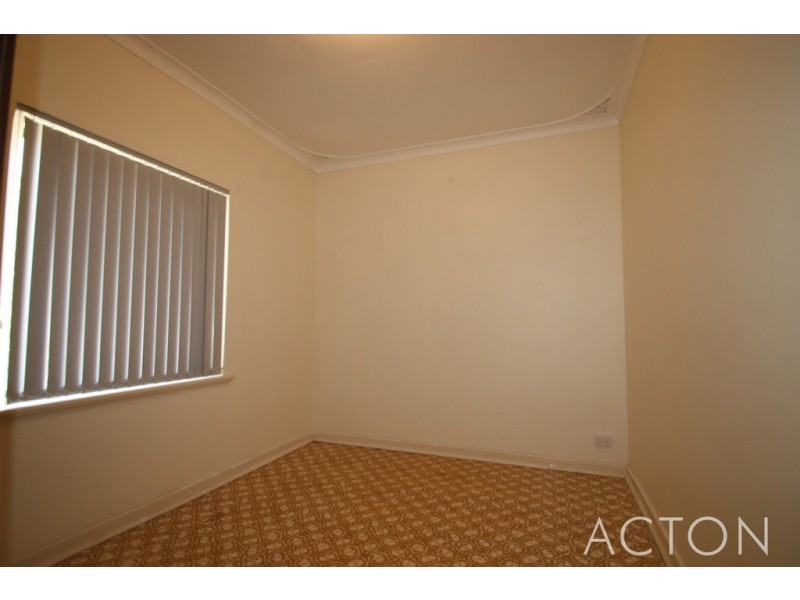 113 Rockingham Road, Hamilton Hill WA 6163