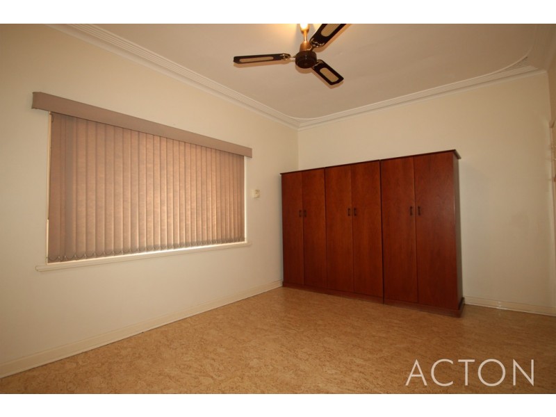 113 Rockingham Road, Hamilton Hill WA 6163