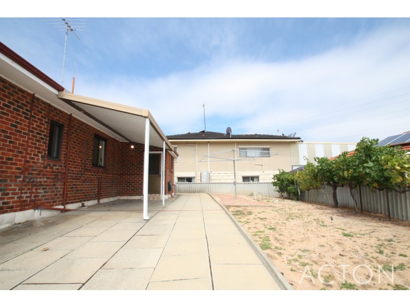 113 Rockingham Road, Hamilton Hill WA 6163