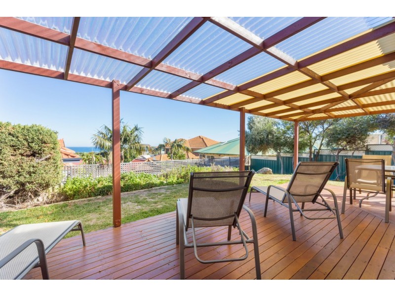 9 Careening Way, Coogee WA 6166