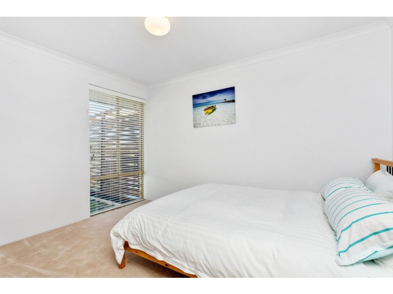 9 Careening Way, Coogee WA 6166