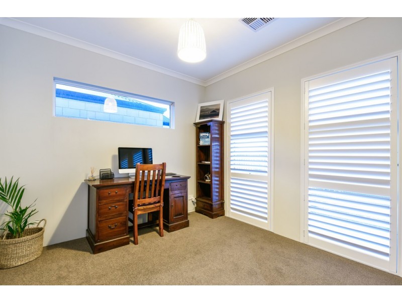 4 Ukich Crescent, Spearwood WA 6163