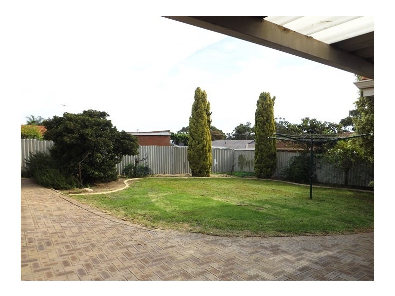 17 Etherington Avenue, Spearwood WA 6163