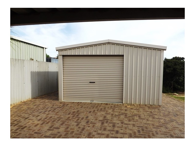 17 Etherington Avenue, Spearwood WA 6163