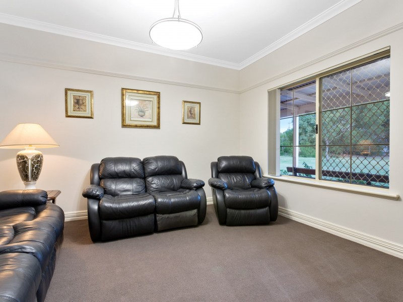 39 Bodeman Road (5.25 acres), Wandi WA 6167