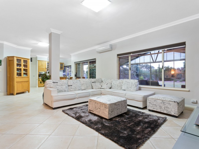 39 Bodeman Road (5.25 acres), Wandi WA 6167