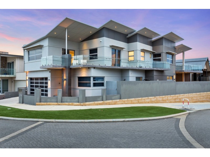 7 Eudora Way, North Coogee WA 6163