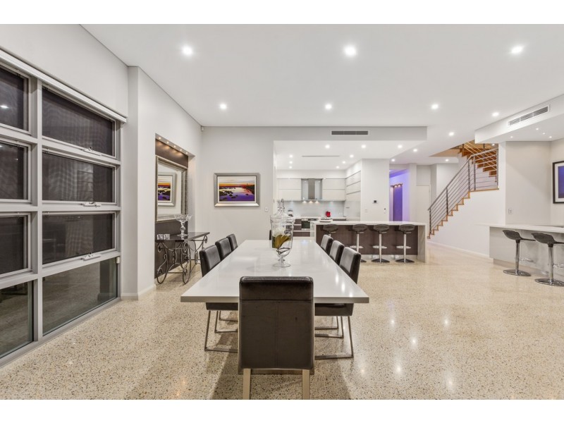 7 Eudora Way, North Coogee WA 6163