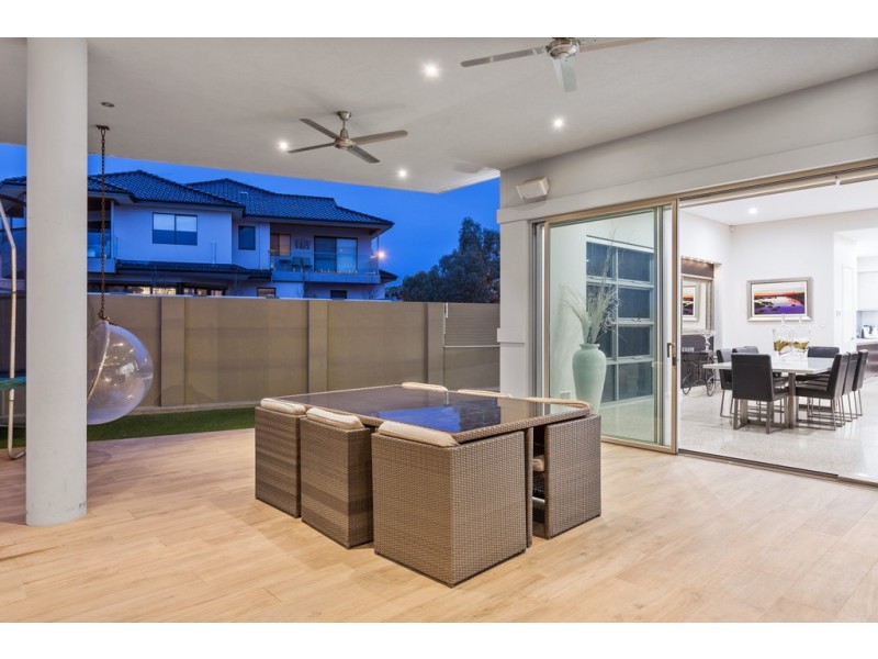 7 Eudora Way, North Coogee WA 6163
